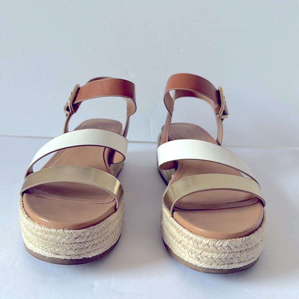 Tommy Hilfiger Espadrille Wedge Sandals 8.5 Tan Brown Gold White Buckle Logo - Picture 2 of 10